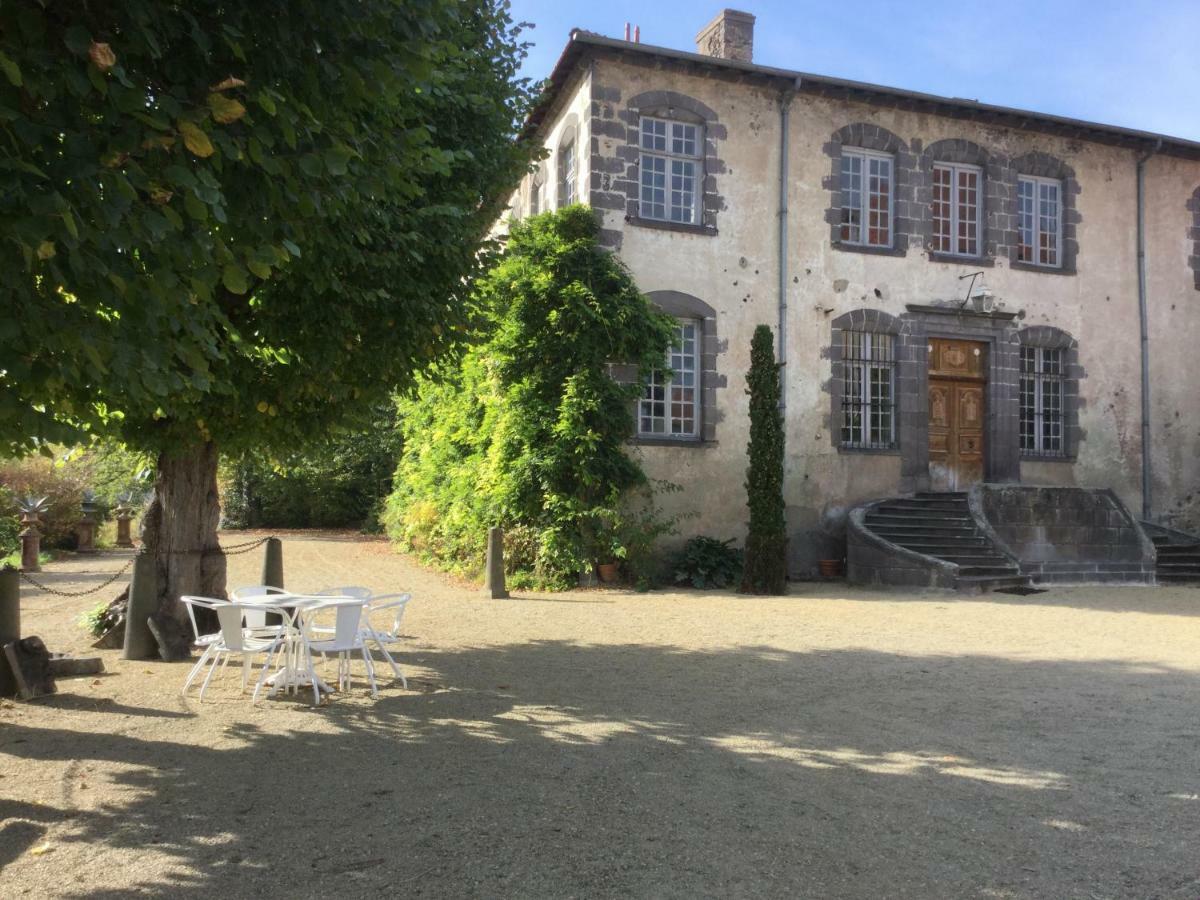 מלון Marsat Manoir D'Aubeterre מראה חיצוני תמונה